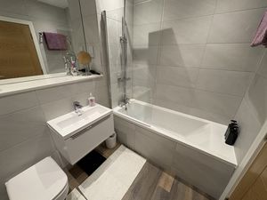 Photo 19- click for photo gallery